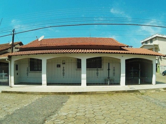 Casa no Bairro Jardim Olímpico – Rua Eduardo de Souza Gouveia