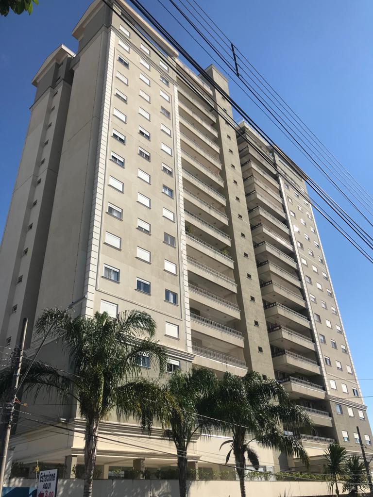 Apartamento no Centro – Avenida Levino Ribeiro do Couto ( Edifício Residencial Freitas)