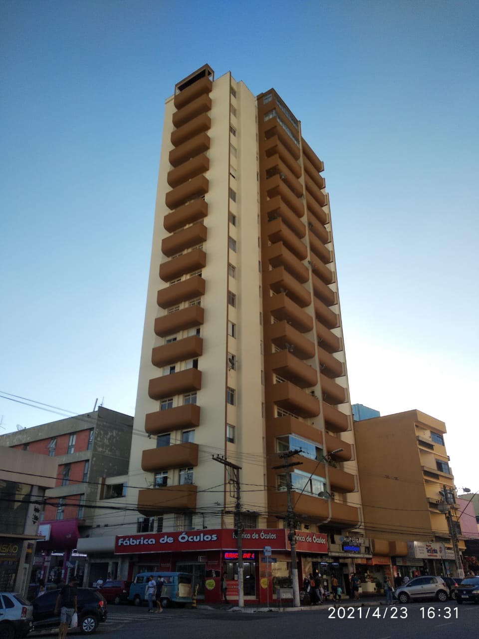 Apartamento no Centro –  Edifício Teixeira – Rua Afonso Pena – 2º Andar